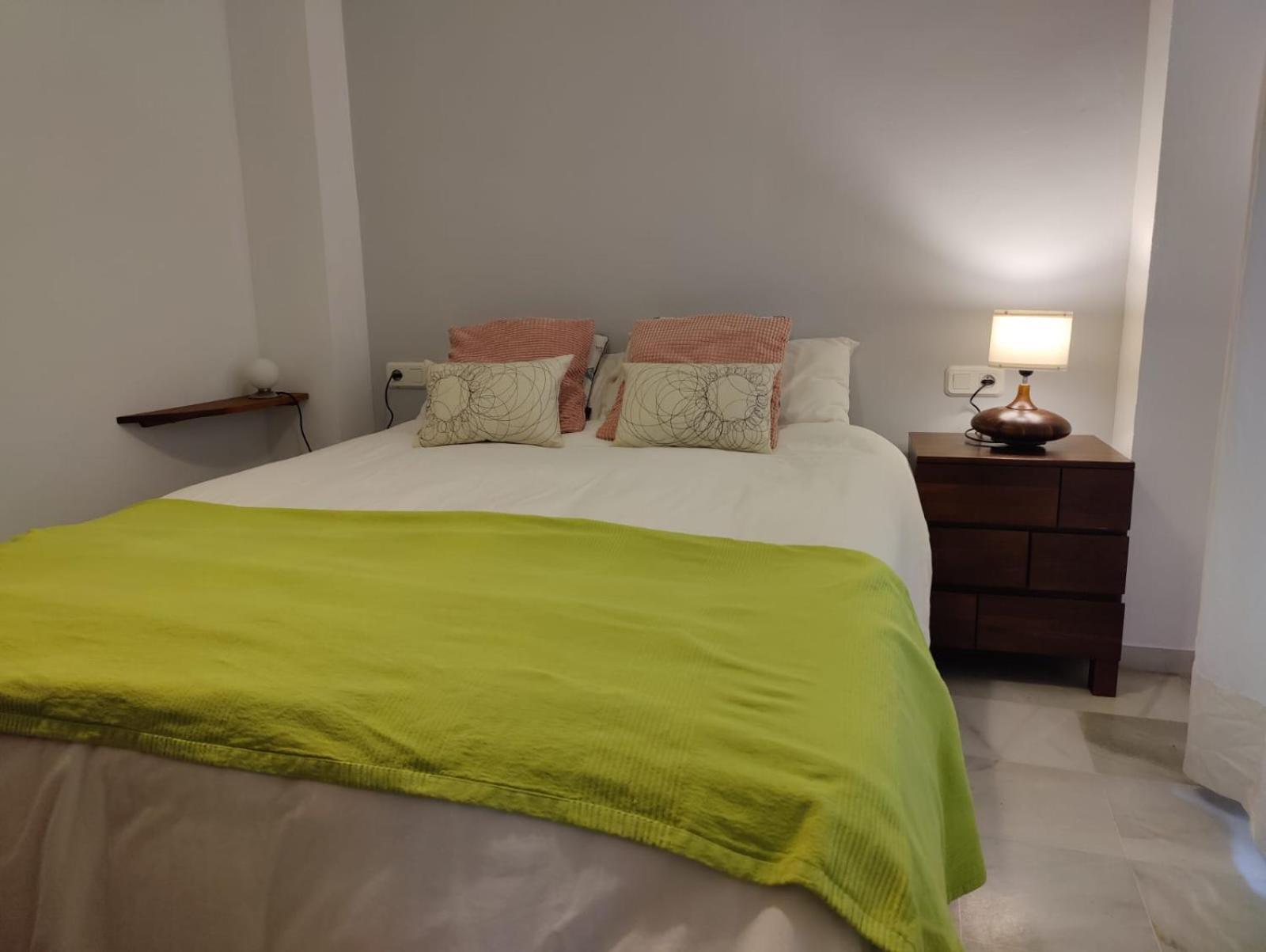 Luminoso Apartamento Exterior Con Balcon Y Patio En Centro Historico Feria-Alameda Севилья Экстерьер фото